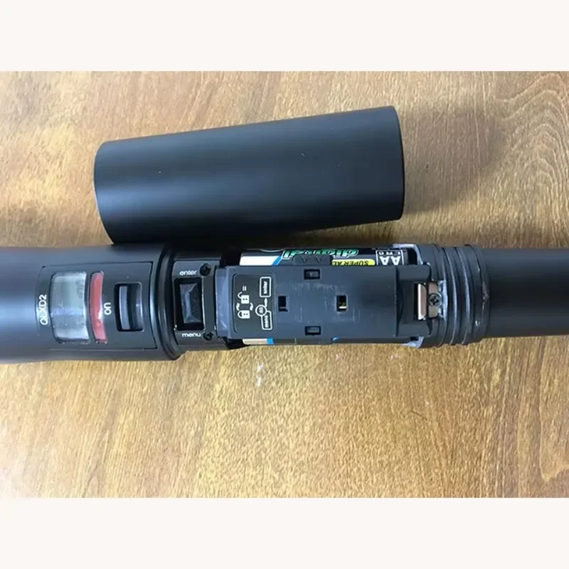 

Лидер продаж цифровой портативный беспроводной микрофон QLXD4/SA58 завод