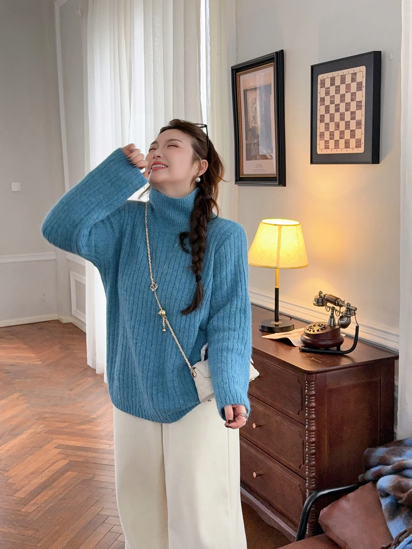 

Женский утепленный свитер больших размеров с высоким воротником, осенне-зимняя новинка, базовый слой, французский стиль, полиэстер