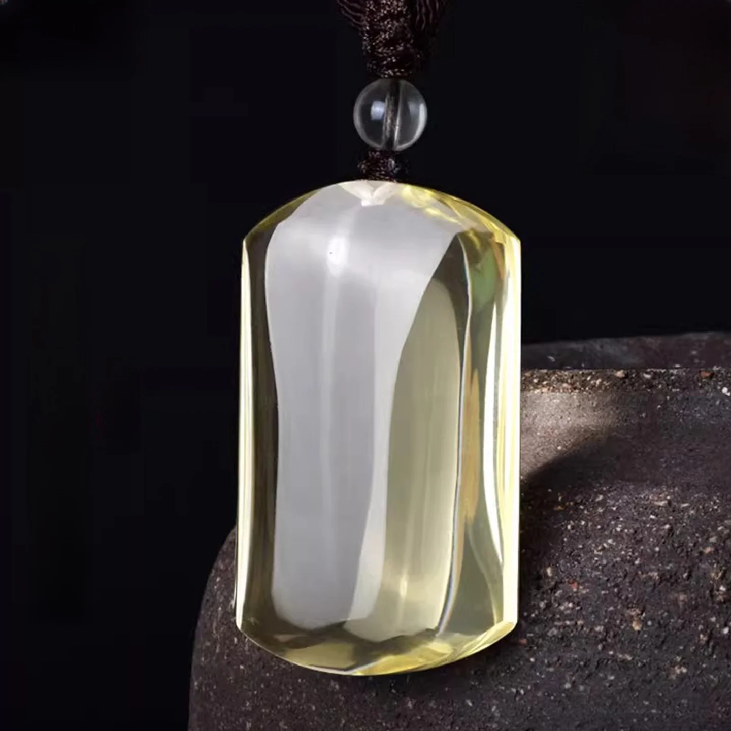 ciondolo-in-cristallo-giallo-forma-pura-ad-arco-lussuoso-e-personalizzato-cristallo-trasparente-con-etichetta-sonora-gioiello-regalo