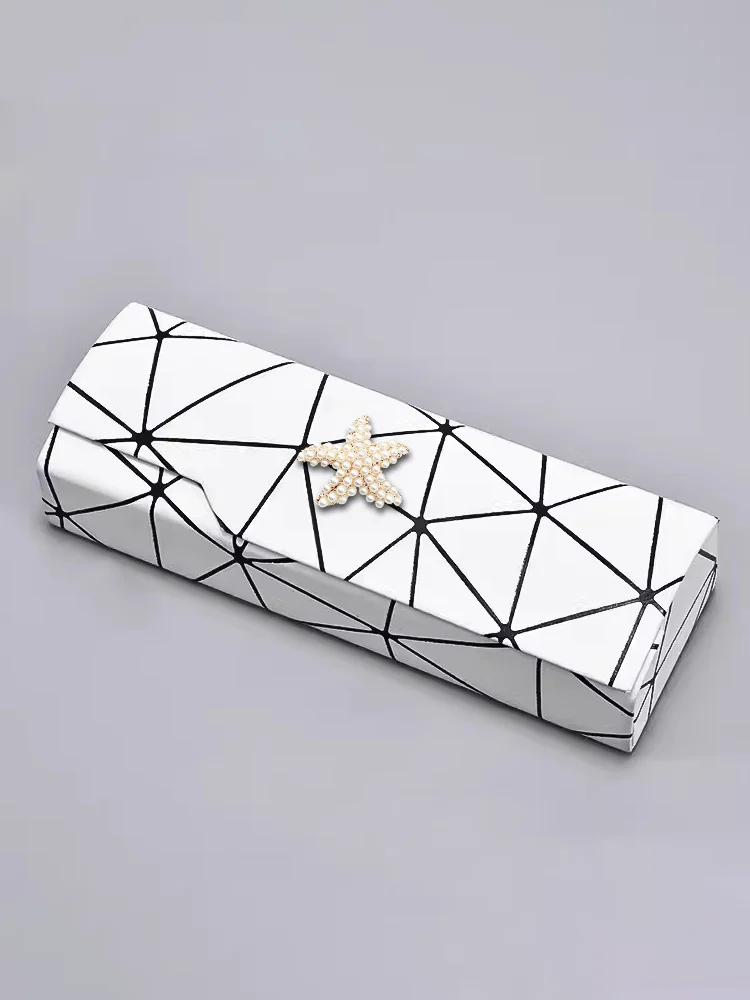 

Anti-Stress Retro Eyewear Bags & Sunglasses Bags Storage - White Pearl Bow Decor