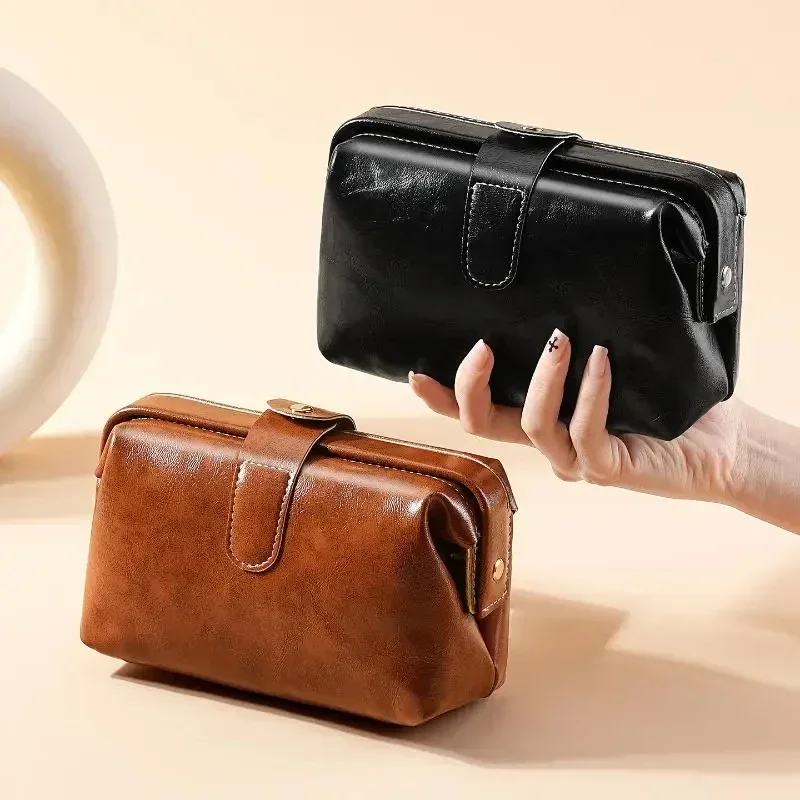 Women Vintage Leather Cosmetic Bag Button Large Capacity Waterproof Makeup Pouch Portable Travel Storage Organizer Daily Use