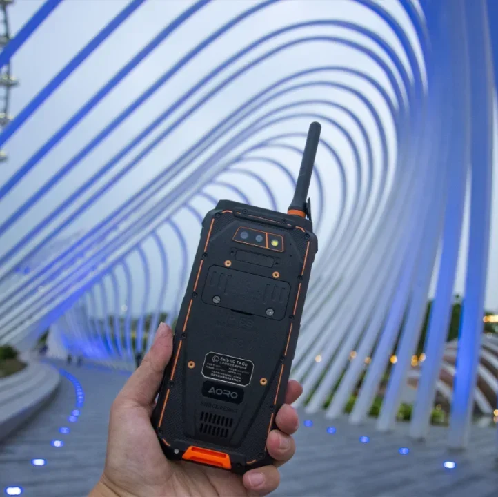 Aoro M5 Pro 5G rete 8000mAh android 12 DMR POC PTT 5G telefono cellulare radio digitale e analogica telefono robusto walkie talkie