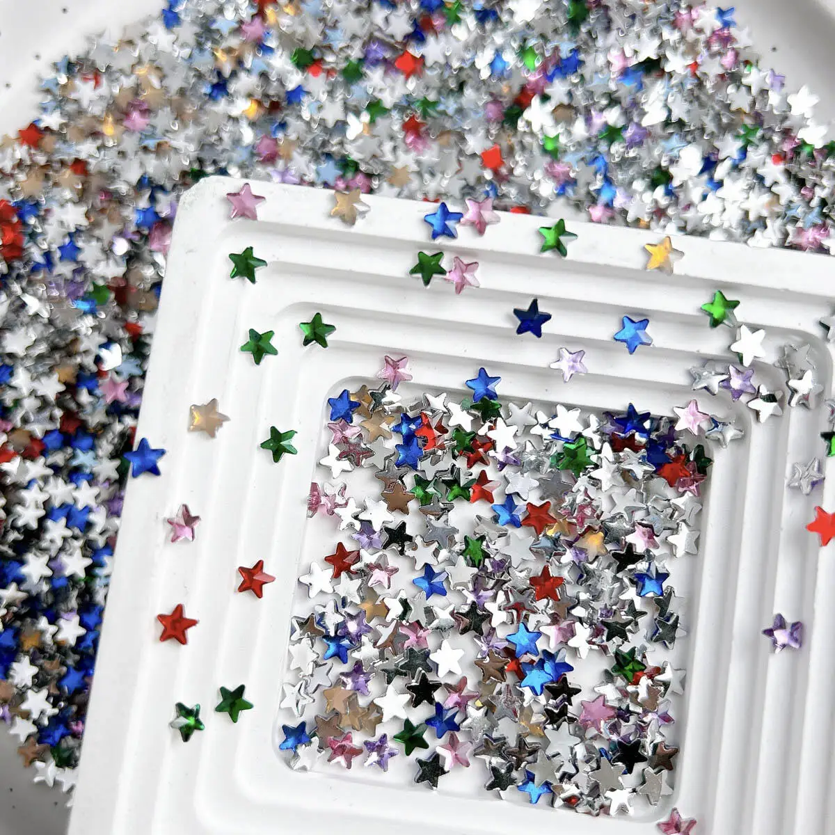 

100pcs Mini Resin Star Nail Art Charms 7-Color Star Nail Art Decoration Scrapbook Phone Case Handmade Manicure DIY Accessories
