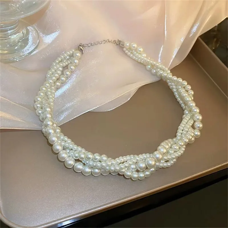 2025 neue Mode Weiß Twining Perle Choker Halsketten Für Frauen Geometrische Halsketten Hochzeiten Braut Schmuck Zubehör e492