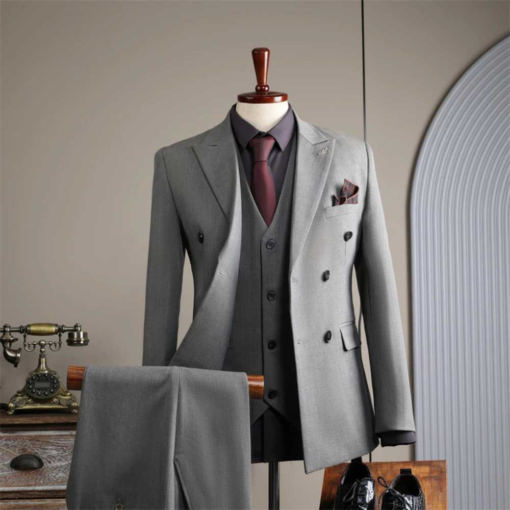 Handsome Double Breasted Men's Suit Luxurious Dancing Set Groom Wear Charming Vocation Plus Size Tuxedo Three Pieces On Sale