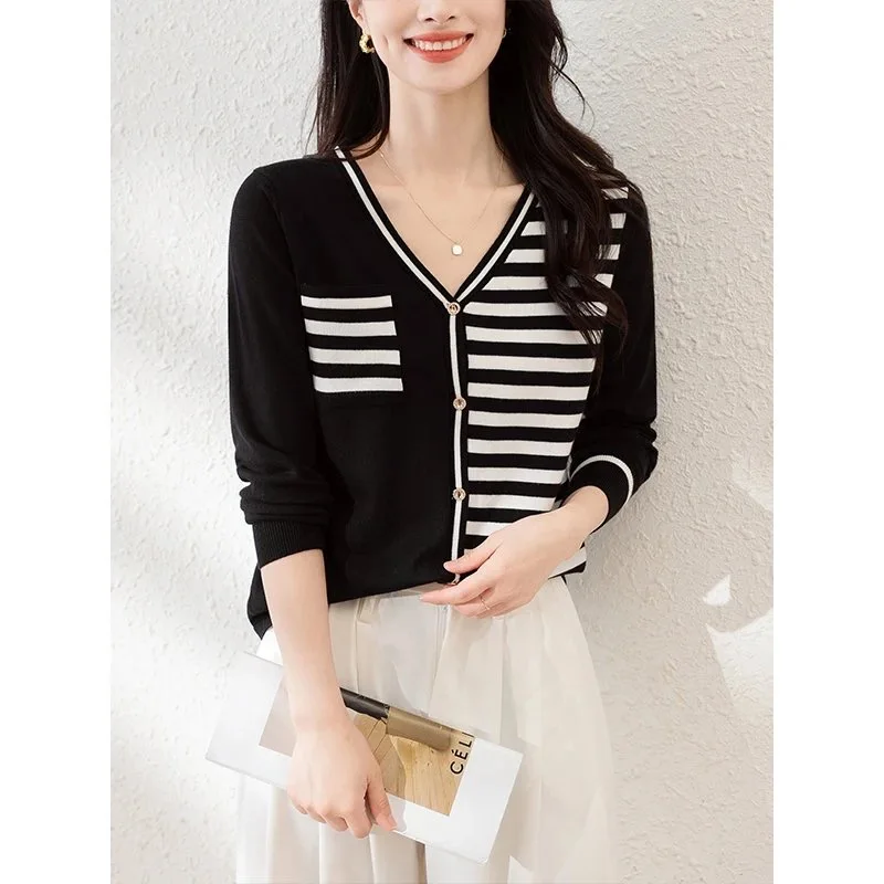 Women Clothing Knitted Button Cardigan Autumn New Fashion Casual Loose Sweaters Office Lady Elegant Vintage All-match Knitwear