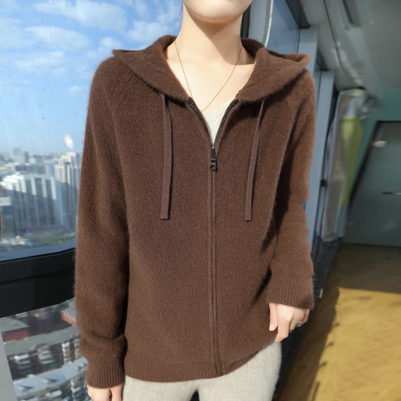 Women's hooded cardigan sweater 2024 new product pure wool knitting trend fashionable women's long sleeved wool sweater autumn