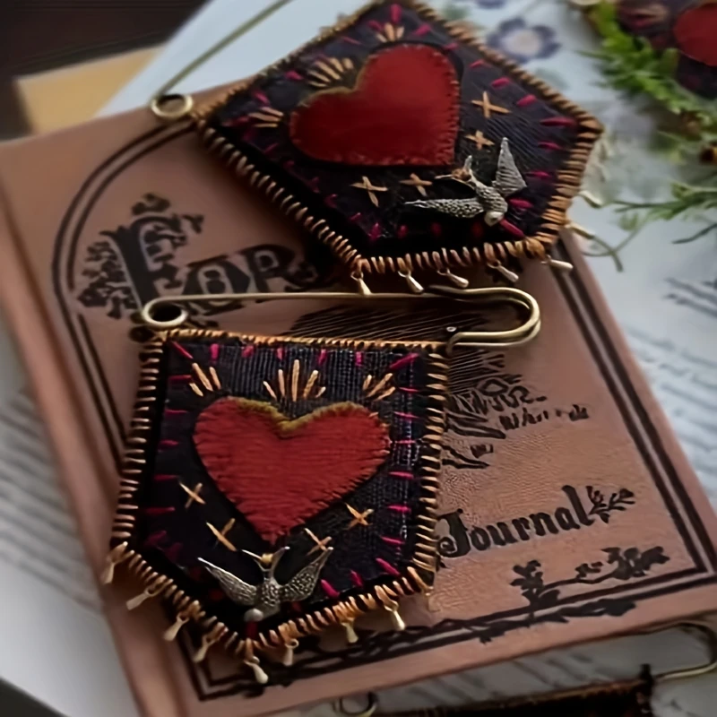 Protect the pocket of hope Healing Charm Pouch Pin Brooch Crystal Storage for Love Letters Spiritual Protection Amulet Gift