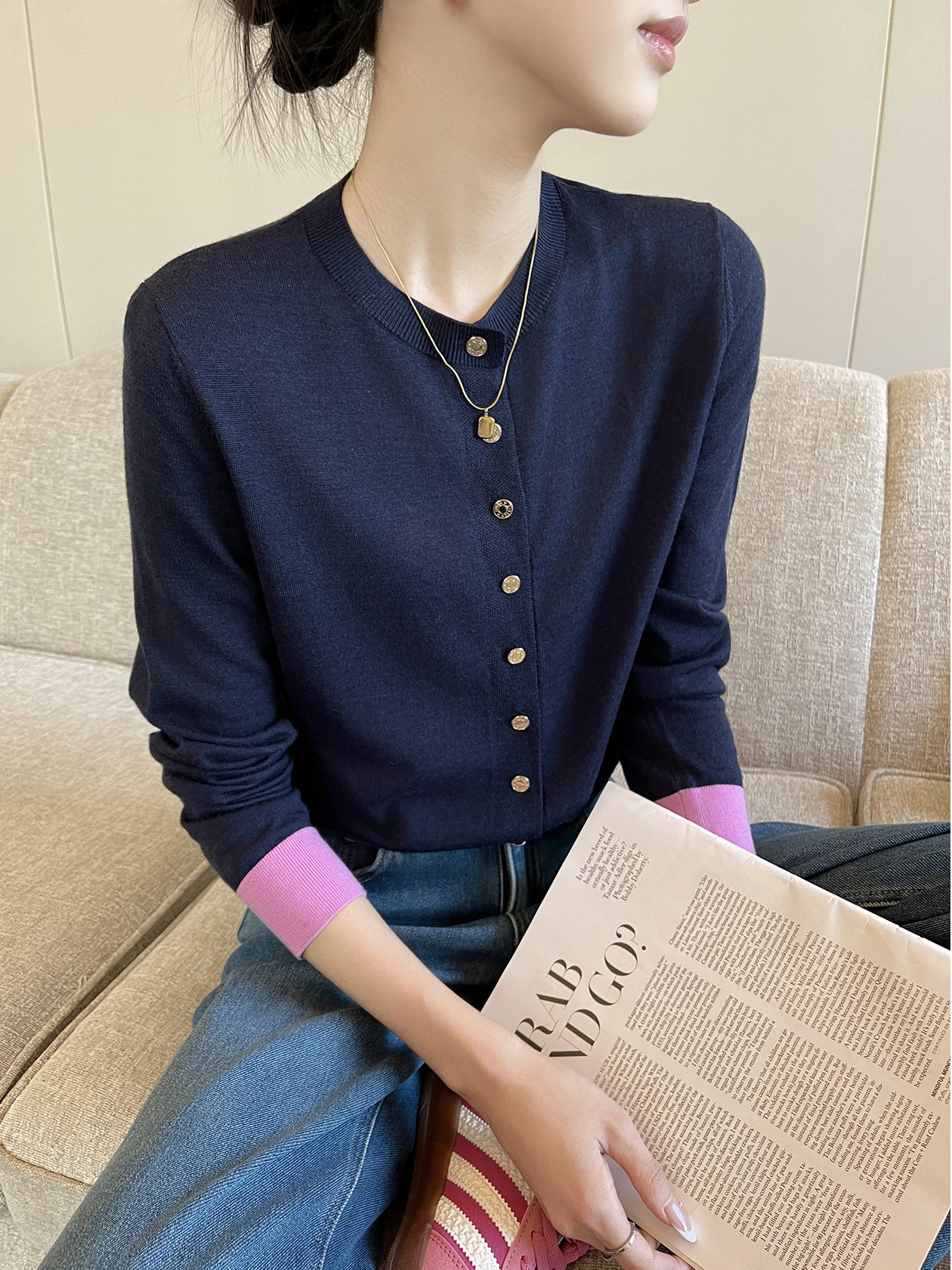 

Удобный вязаный кардиган с длинными рукавами и круглым вырезом, женский, весна 2026, новая универсальная повседневная модная модель