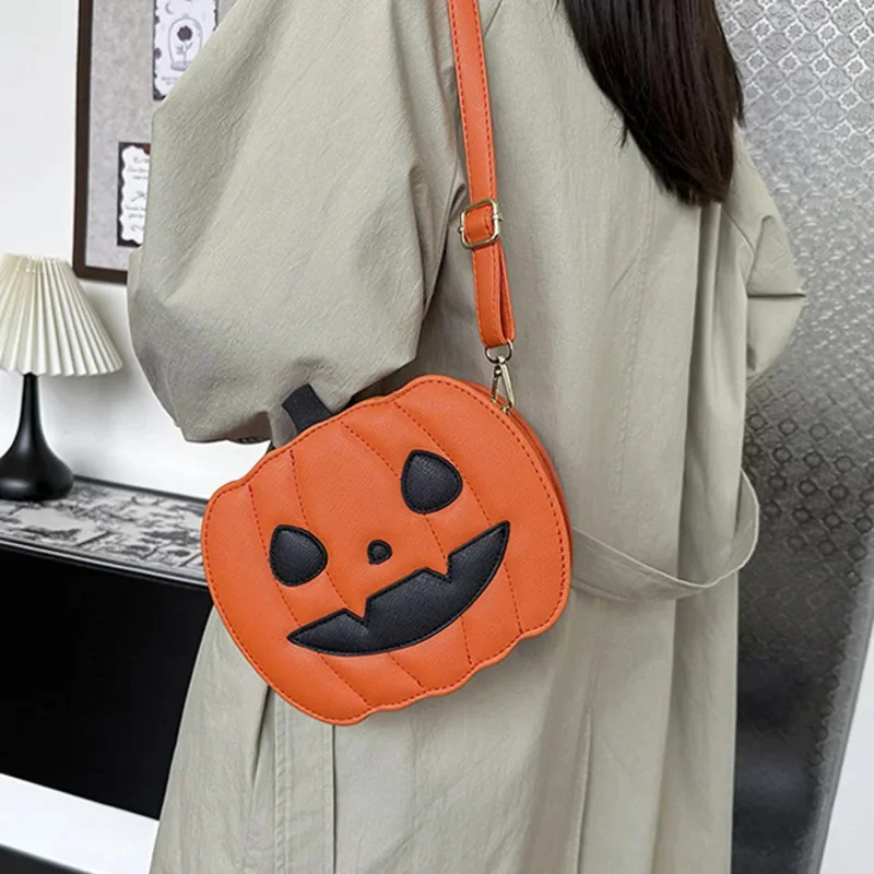 New Enchanting Halloween Pumpkin Bag Halloween Devil Shoulder Bag For Women Funny Bat Wing Crossbody Purse Daily Leisure Bag