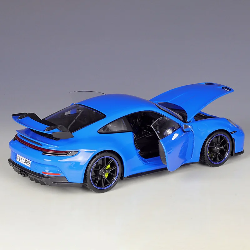 New In Stock 2022 MaiSto 1:18 Porsche 911 Gt3 Targa 4 Simulation Car Alloy Miniature Diecast Porsche Ornaments Custom Toys Kids