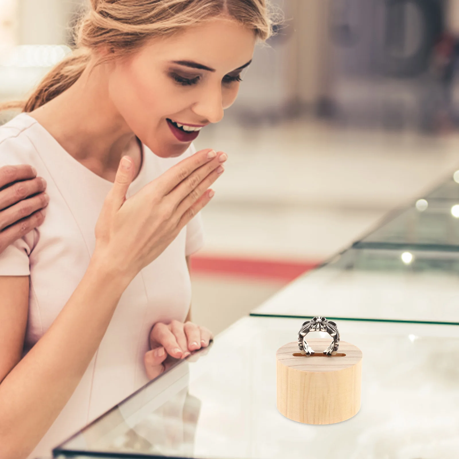 

3 Pcs Ring Display St Solid Wood Jewelry Holder ganizer for Home Shop Long Lasting Durable Use Wooden Pin Trinket Pillar