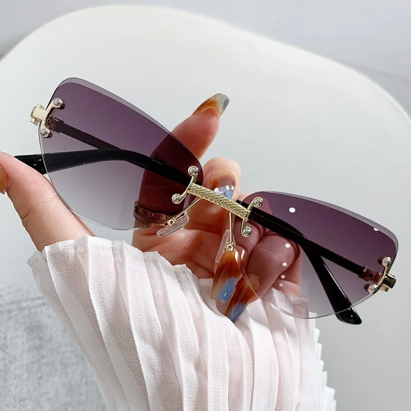 FRESHGUY-gafas de sol sin montura para mujer, lentes con degradado en forma de mariposa, a la moda, nuevas, 2024