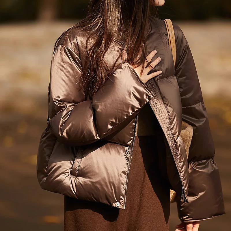 Keep Out The Cold 95% White Goose Down Jacket, Short Women's Flight Down Coat, New Style Goose Down Coats