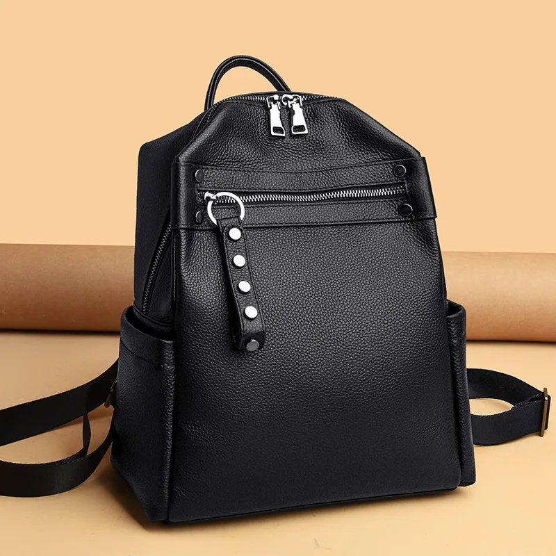 

New Fashion Rivet Genuine Leather Women Backpacks Luxury Brand Female Real Natural Leather Ladies Girl Student Casual Backpack