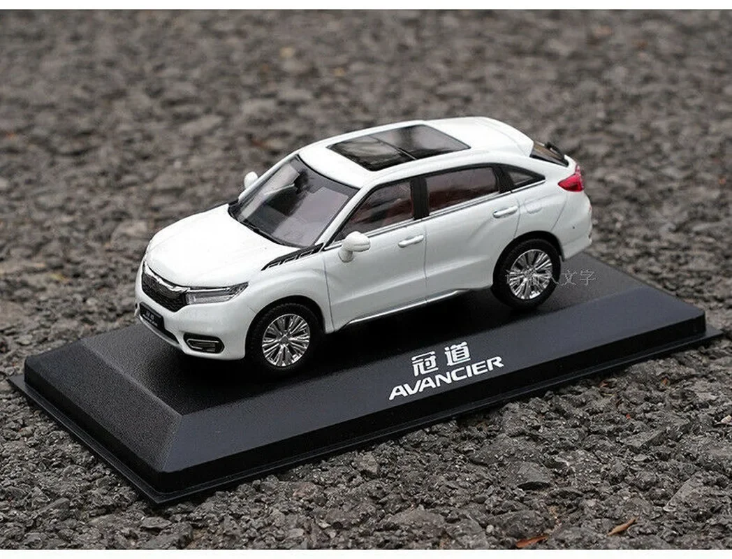 NEW 1/43 For Honda Avancier SUV Diecast Model Car SUV Boy Girl Gifts Collection White/Red/Gold Metal,Plastic,Rubber