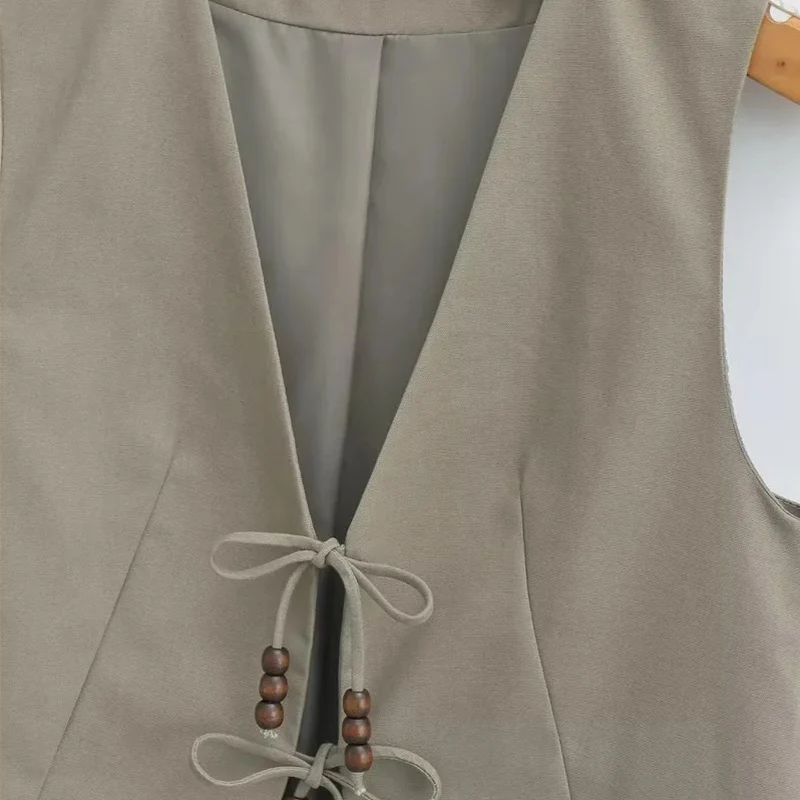 

Spring 2025 Women's Sle V-Ne ort Beaded Decorated Linen Vest Z Brand Polyester Fiber Casual Faion Top