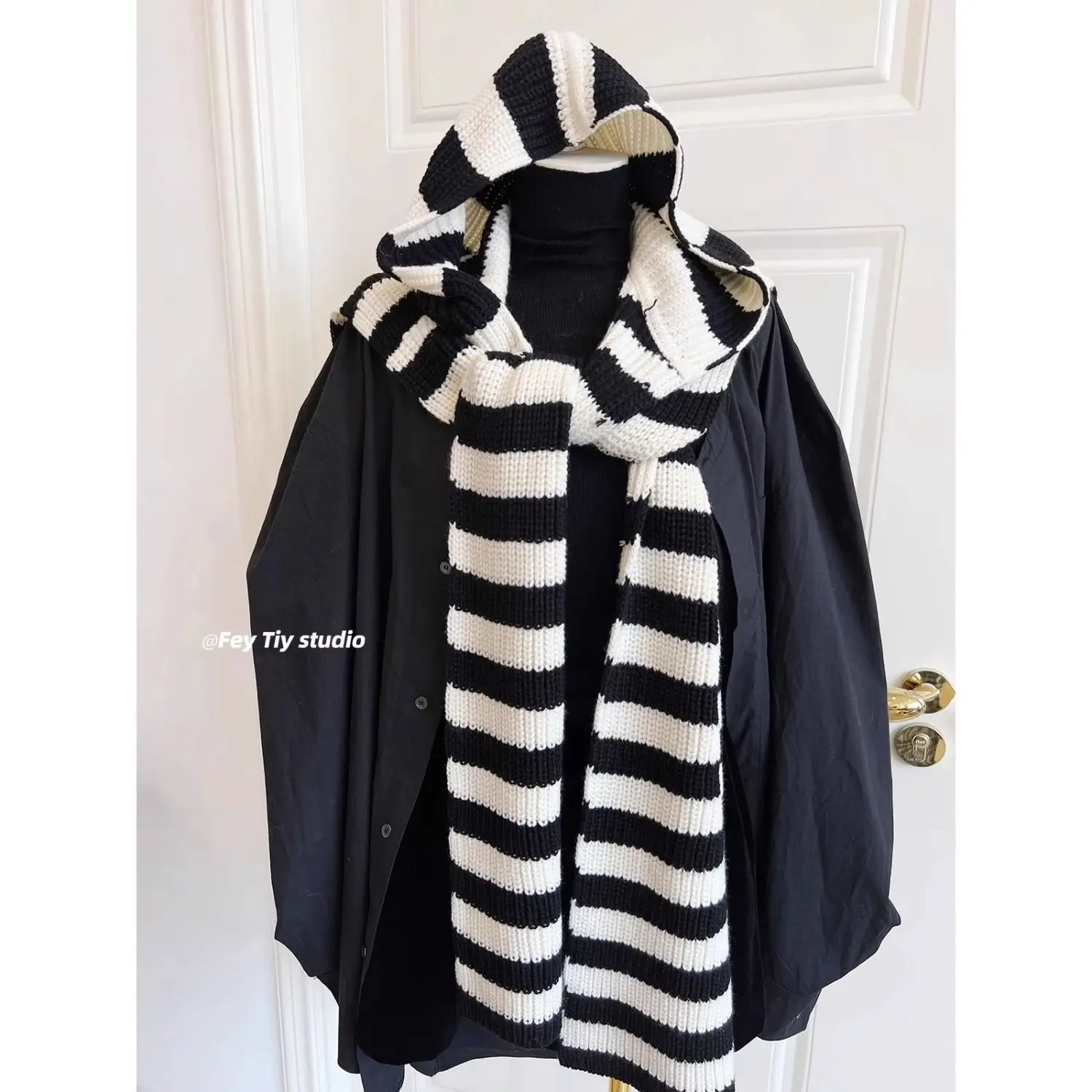 Design Sense Striped Knitted Hooded Shawl Women's Autumn and Winter Warm Scarf Hat Integrated Outer Vest Neck Protection Scarf