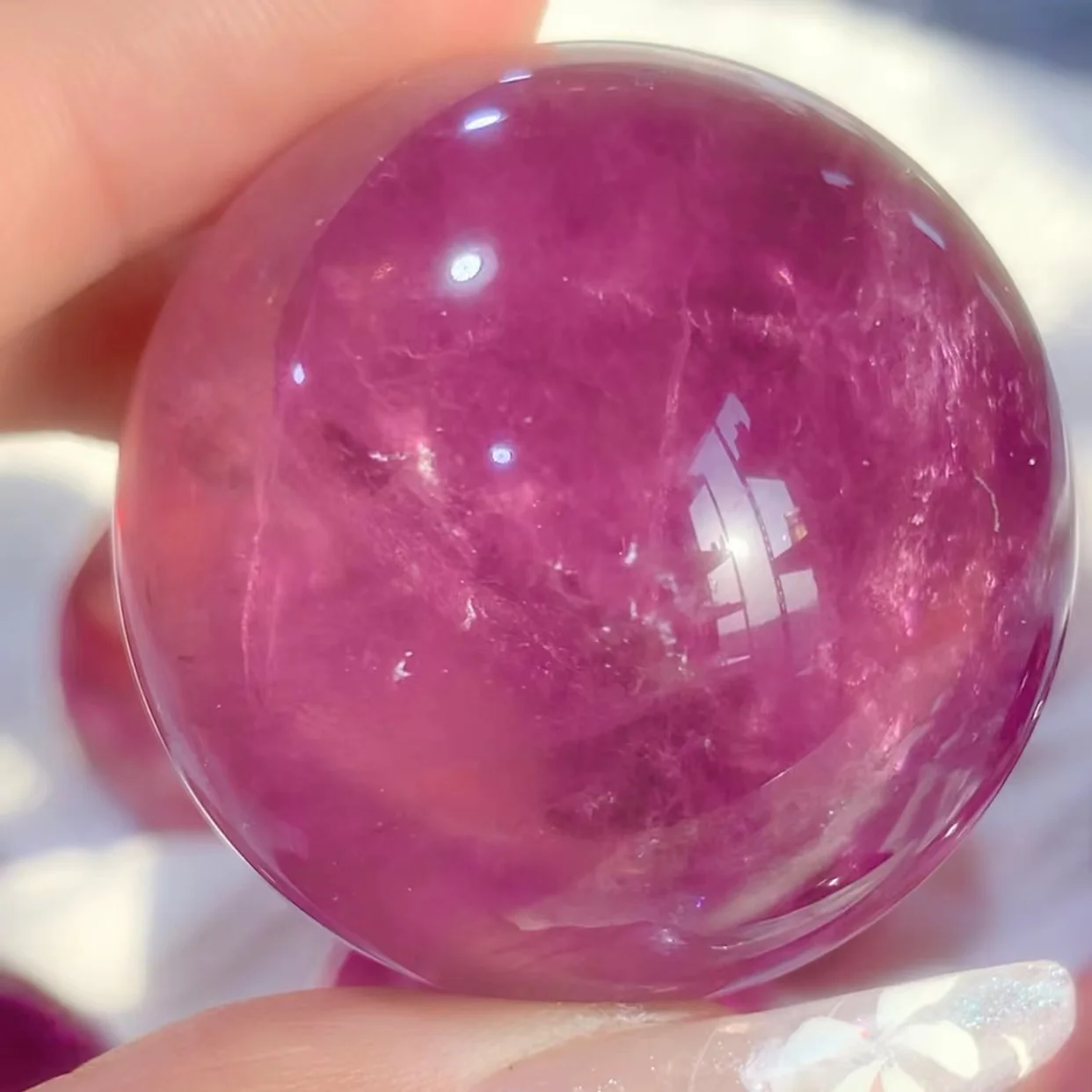 

1Pc Natural Purple Pink Fluorite Sphere Crystal Colorful Striped Rainbow Quartz Crystal Ball Reiki Healing Home Decoration