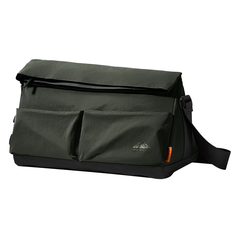 

Urban Men Messenger Bag Expandable Stylish Travel Crossbody Bag Outdoor Shoulder Bag With Shoe Pocket Dry-Wet Separation Pocket