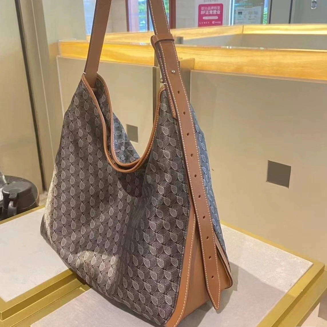 DISSONA Women's Handbag Lucky Pouch Hobo Vintage Print Bag Shoulder Crossbody Tote Commuter Tote Underarm Bag