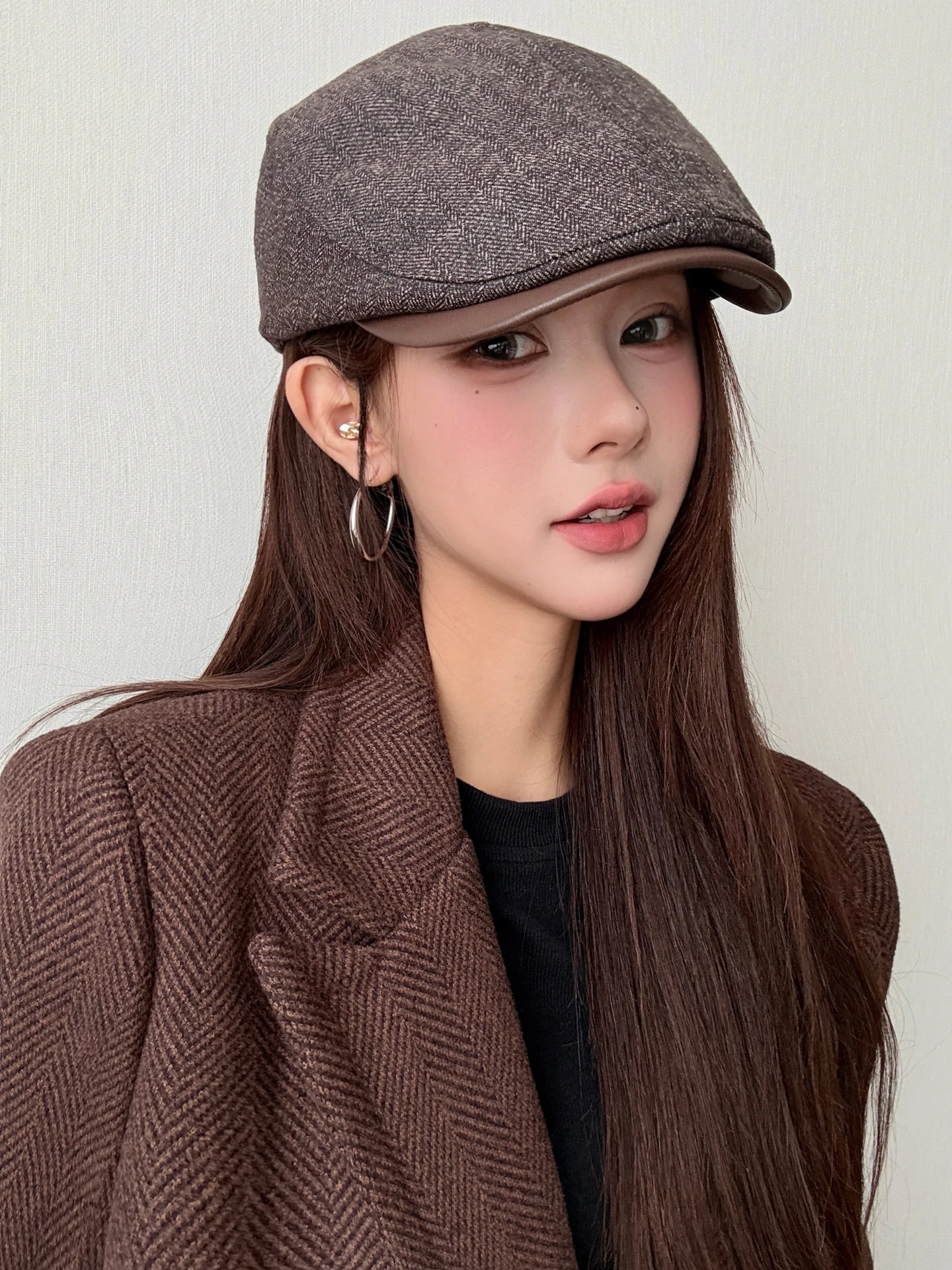

British Style Retro Leather Brim Splicing Forward Hat Spring and Autumn Face Small Simple Versatile Painter Newsboy Cap