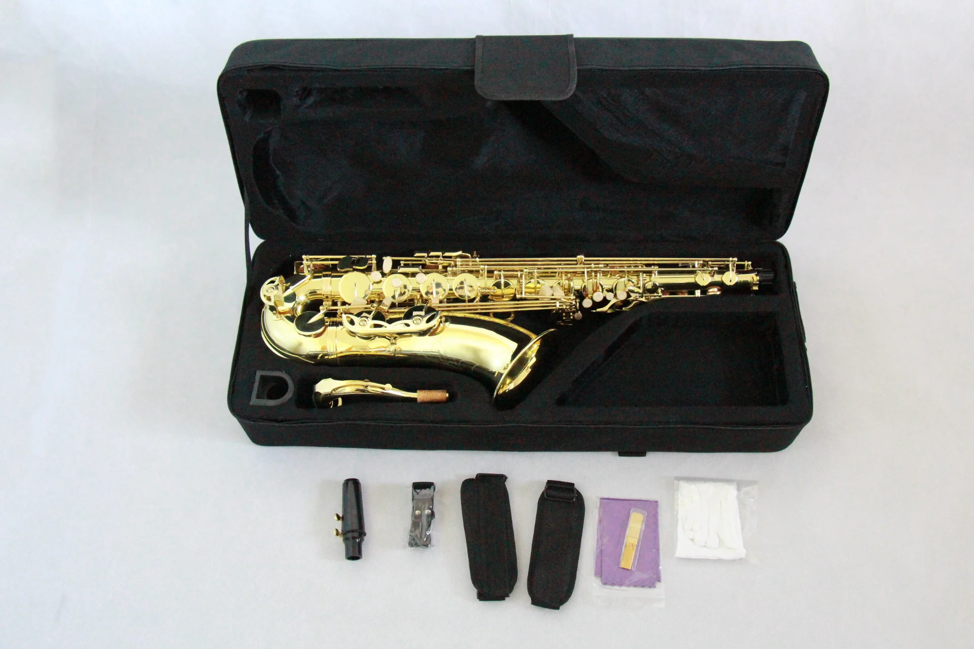 Wholesale Tenor Saxophone Brass Body Cheap Price Woodwind Instrument For Students And Beginners With Accessories