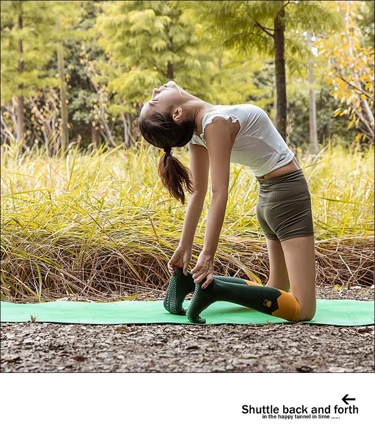 

Wholesale Long Tube Yoga Socks Women's Pilates Toe Socks Yoga Socks Professional Anti Slip Toe Socks Yoga Calf Socks