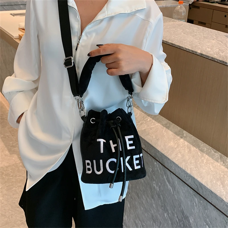 Trendy Brand Designer VELOUR Bucket Shoulder Crossbody Bags Women Handbags and Purse 2024 New Lady\'s Messenger Bags High Quality