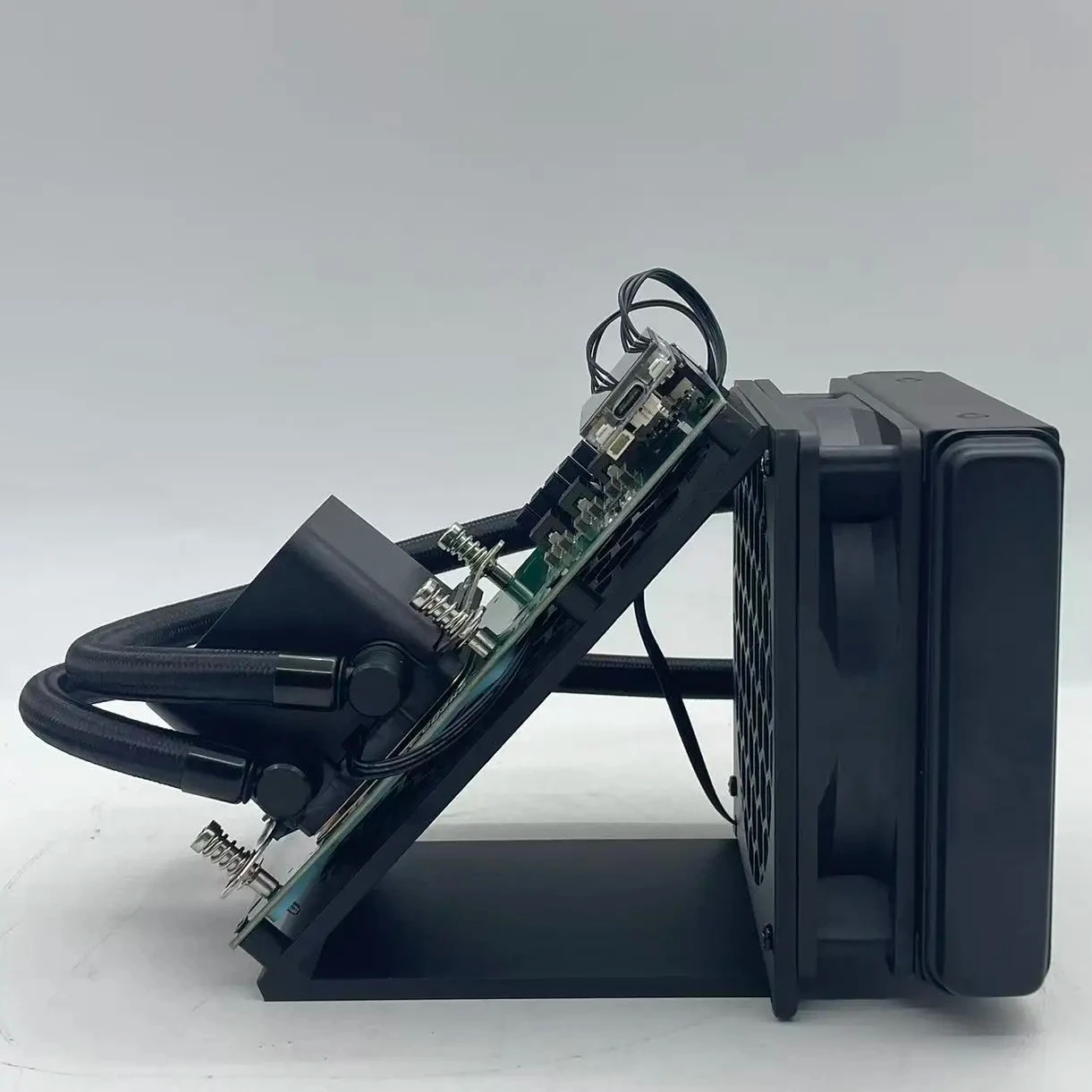 NerdQaxe++ 4.8TH/s Bitcoin Miner refrigerado a ar 4 unidades BM1370 |   2.4G WiFi Mineração Solo Eficiente SHA-256 ASIC