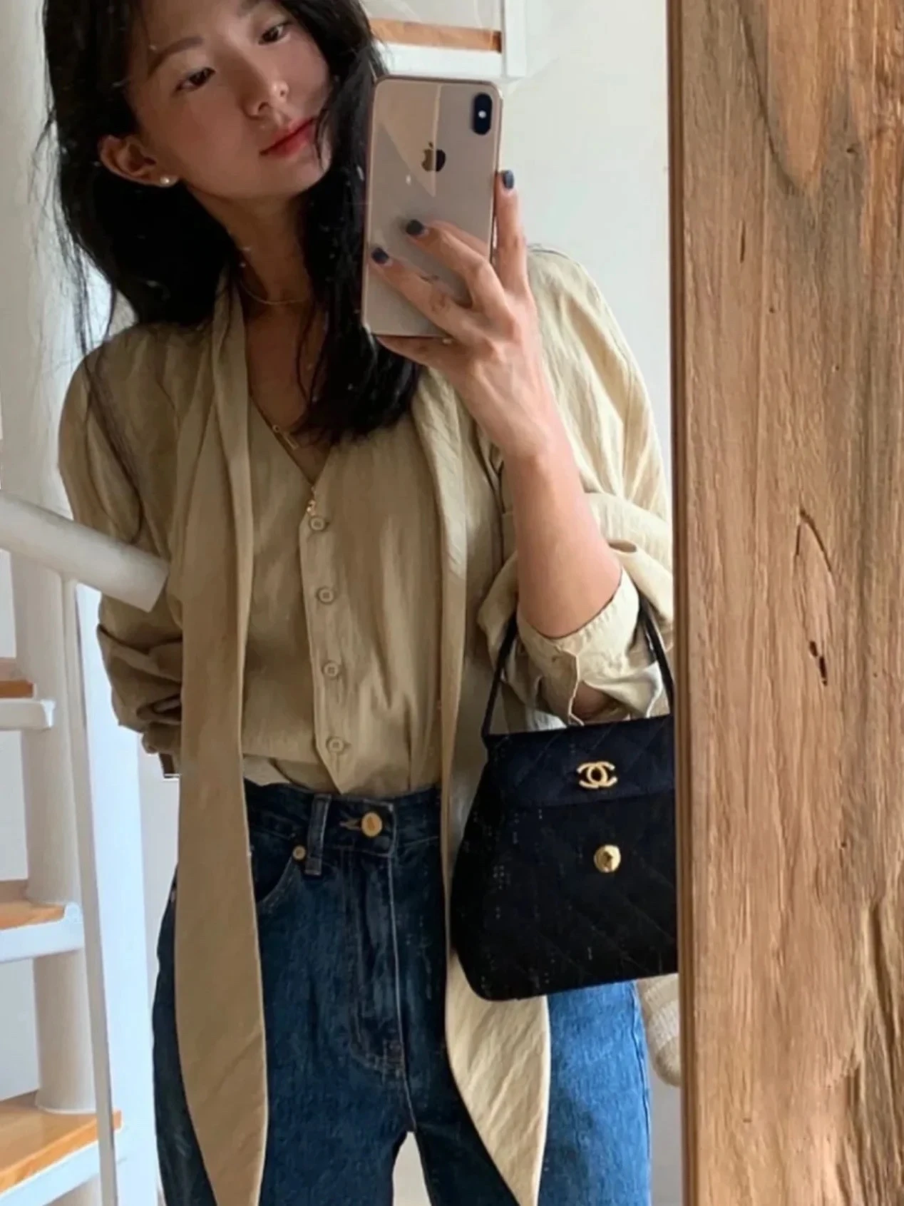 

Romantic Long Sve V-Ne Texture irt with Sa Korean Sle Loose Fit Commute Wear Single Button Multiple Clips