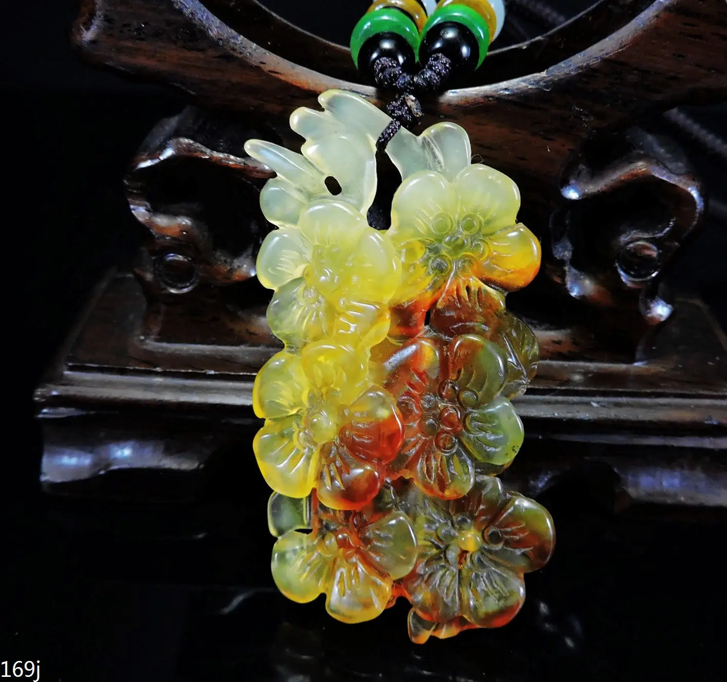 قلادة زهرة البرقوق المنحوتة يدويًا ، مجوهرات اليشم ، اليشم الطبيعي ، هدية ، بدون علاج ، 169 ج
