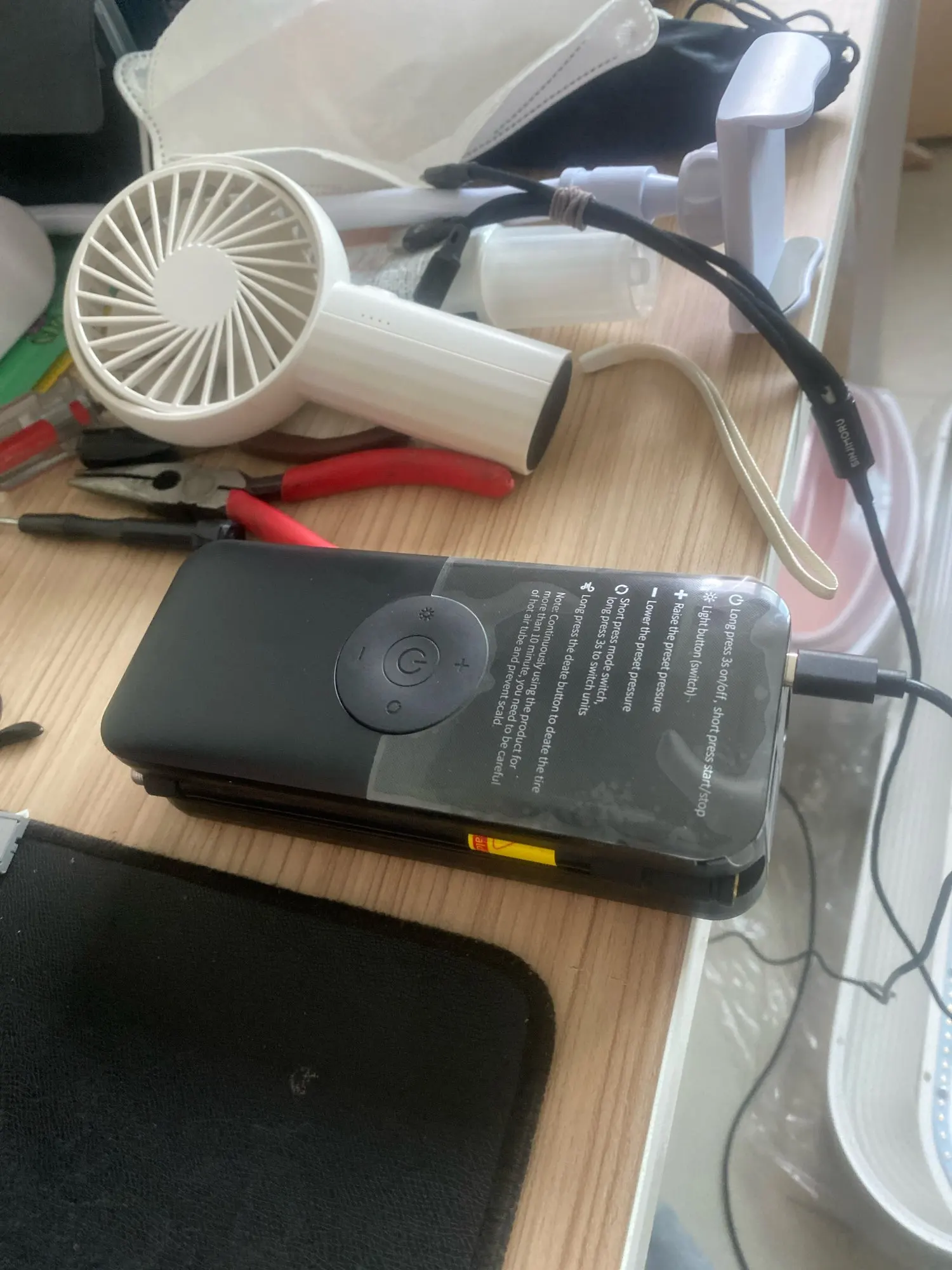 VanVolt AirGo™ Cordless Digital Tyre Inflator - Portable 150 PSI Air Pump photo review