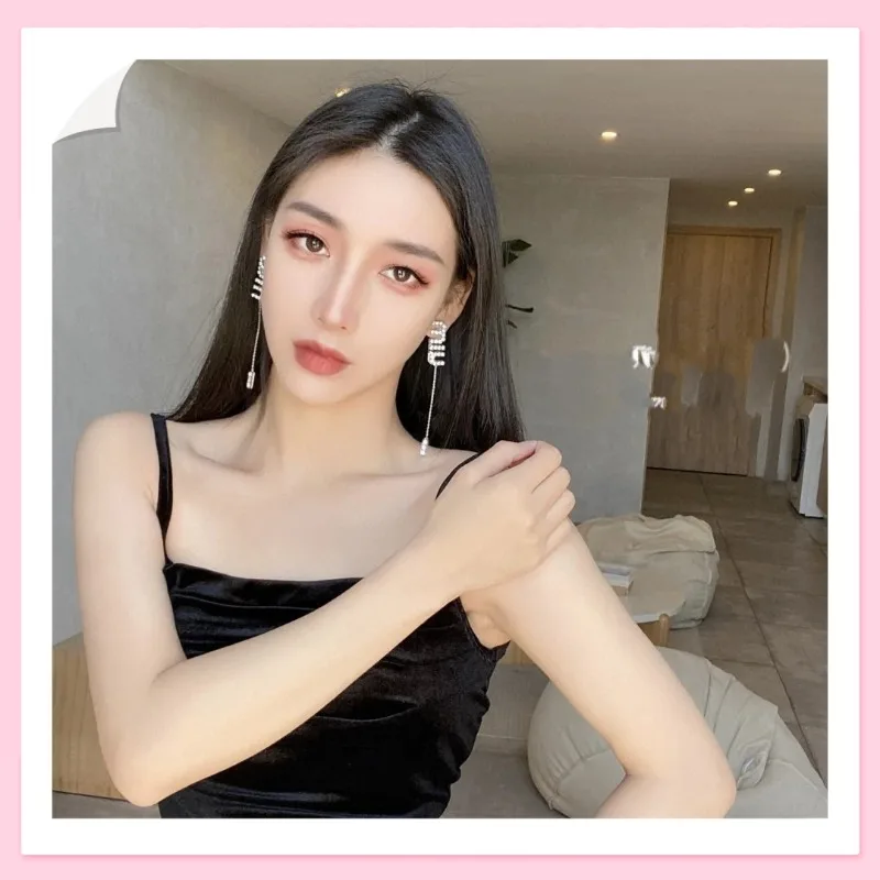 

Новые модные серьги Mijia с бриллиантами в стиле интернет-знаменитостей, длинные, эффектные, с темпераментным дизайном