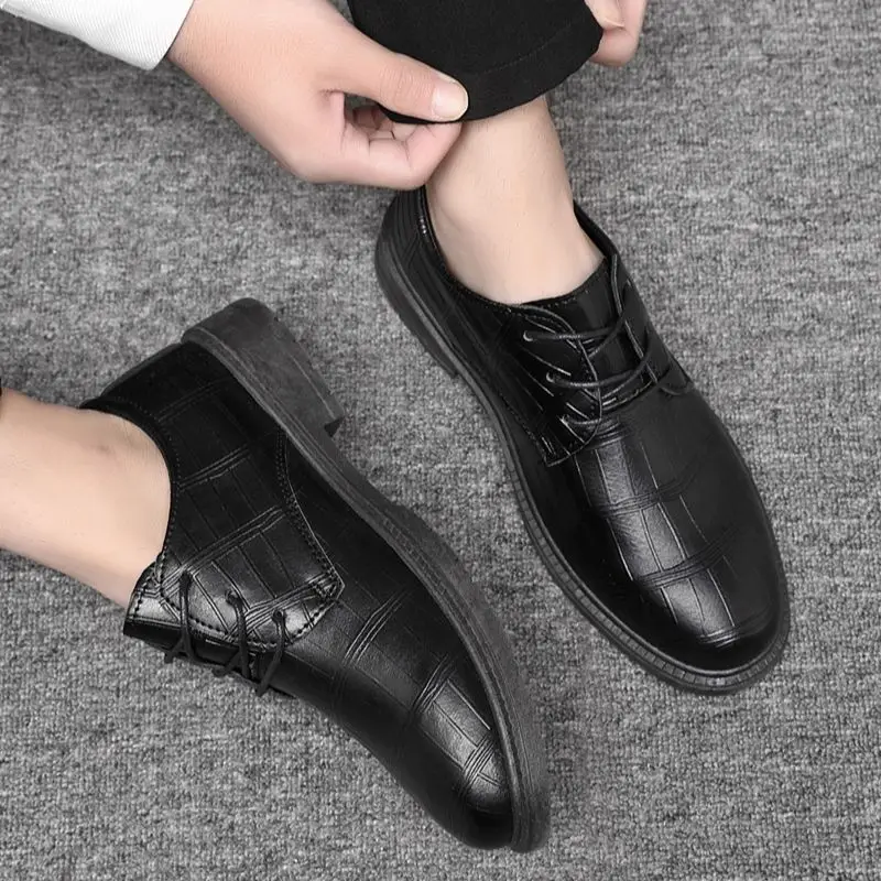 

Черные мужские кожаные туфли с круглым носком, удобная классическая оригинальная обувь в социальном стиле, акция, летняя распродажа, мужская повседневная обувь