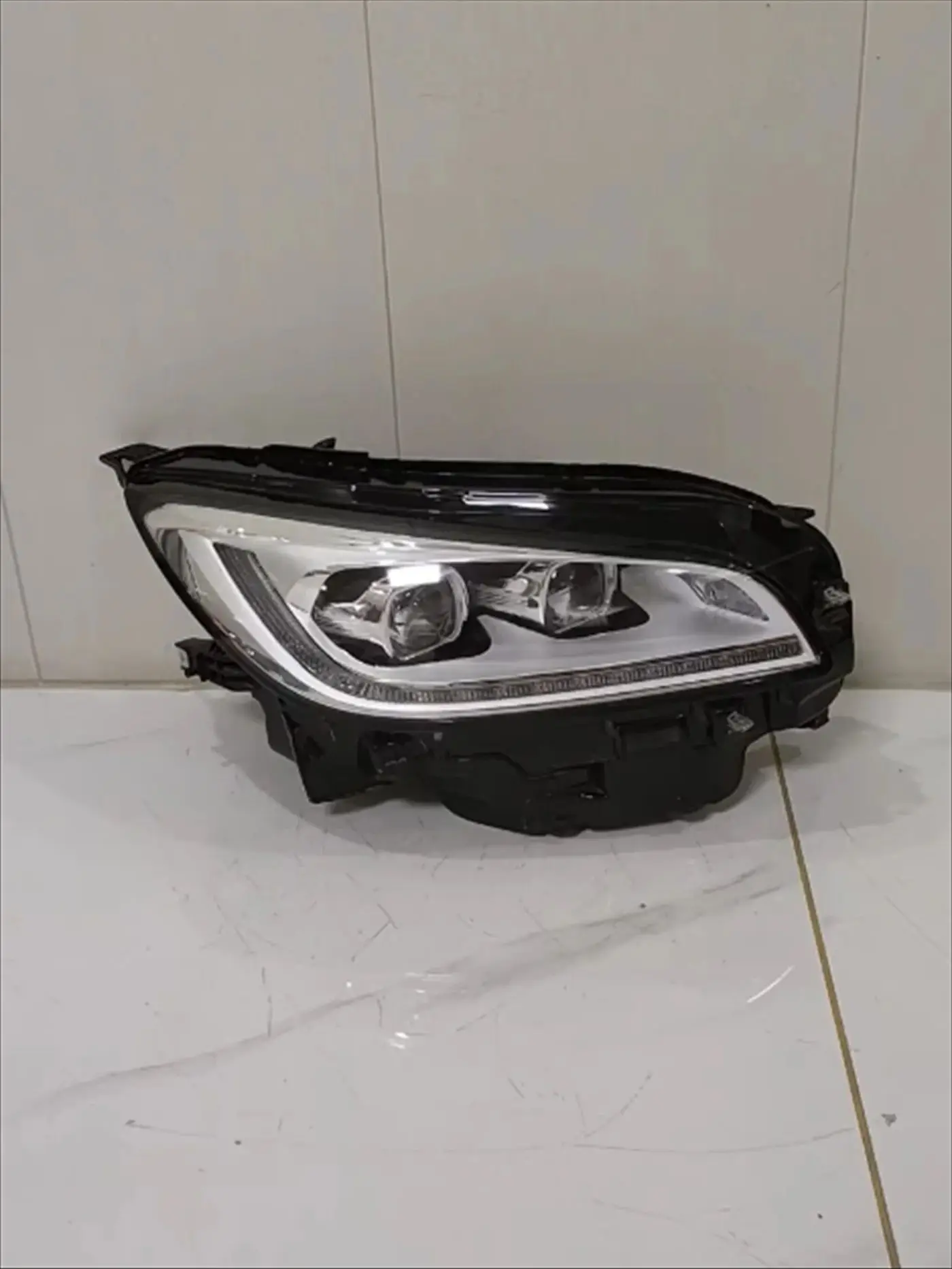 

Car LED headlight for Lincoln Corsair 20-22 Daytime running light Turn signal