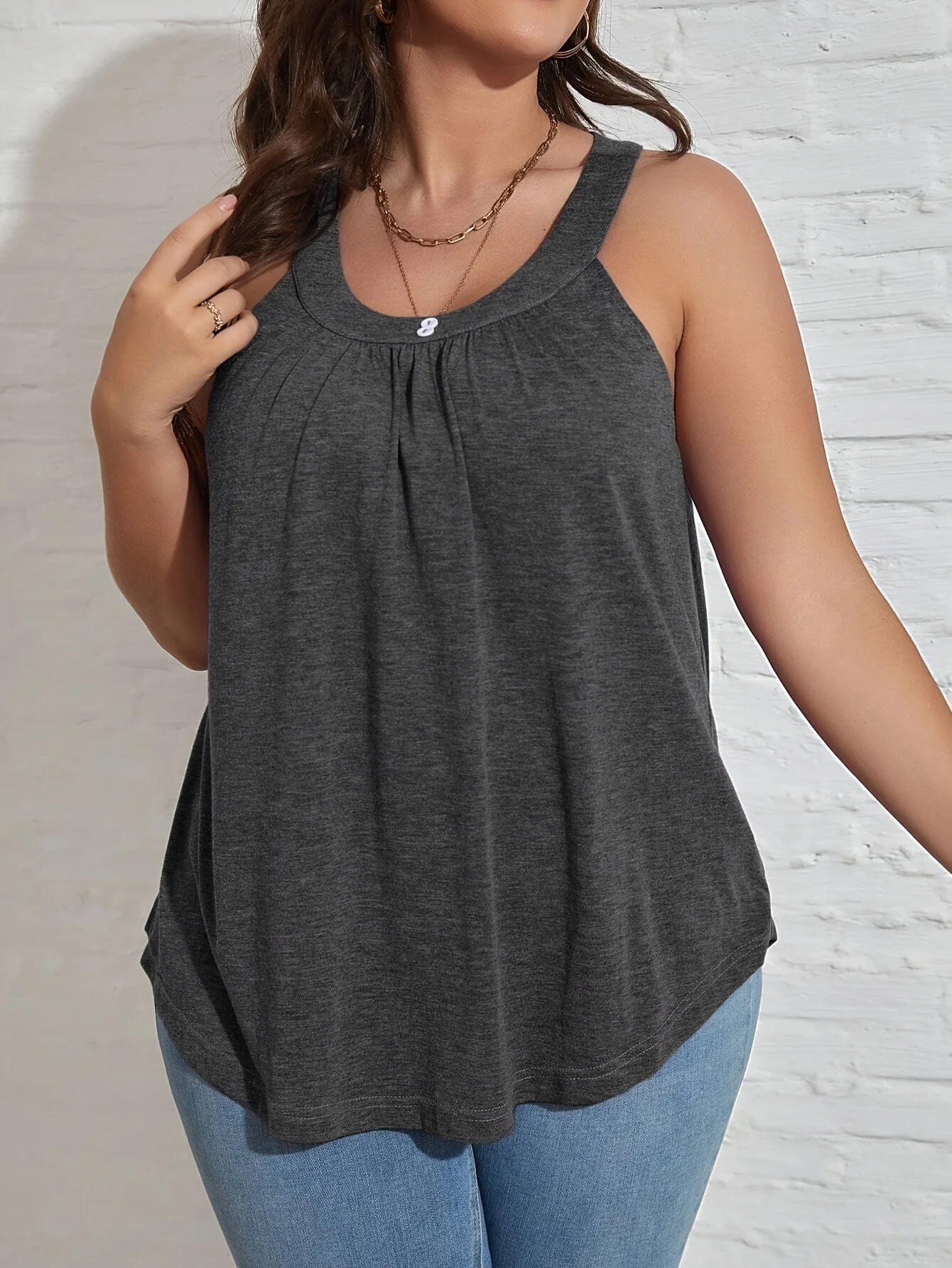

2025 New Plus Size Women Vest Round Neck Spliced Button Fashion Casual Elegant Spring Summer Tops