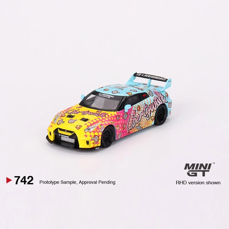 MINIGT 1:64 LB-Silhouette WORKS GTR R35 RR Ver.1 LBWK KUMA Skyline Kenmeri  alloy car model 742 698