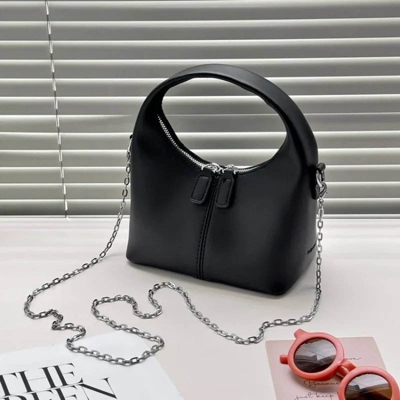 

High quality women's zipper crossbody bag, fashionable design handbag, popular women's chain strap shoulder bag
