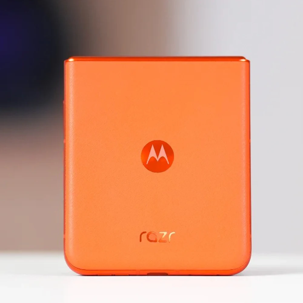 Global Dean-Téléphone portable Motorola Moto Razr 50, écran principal plié, 6.9 "FHD + POLED, écran secondaire, 3.6", MTK Dimrespond7300X, 50MP