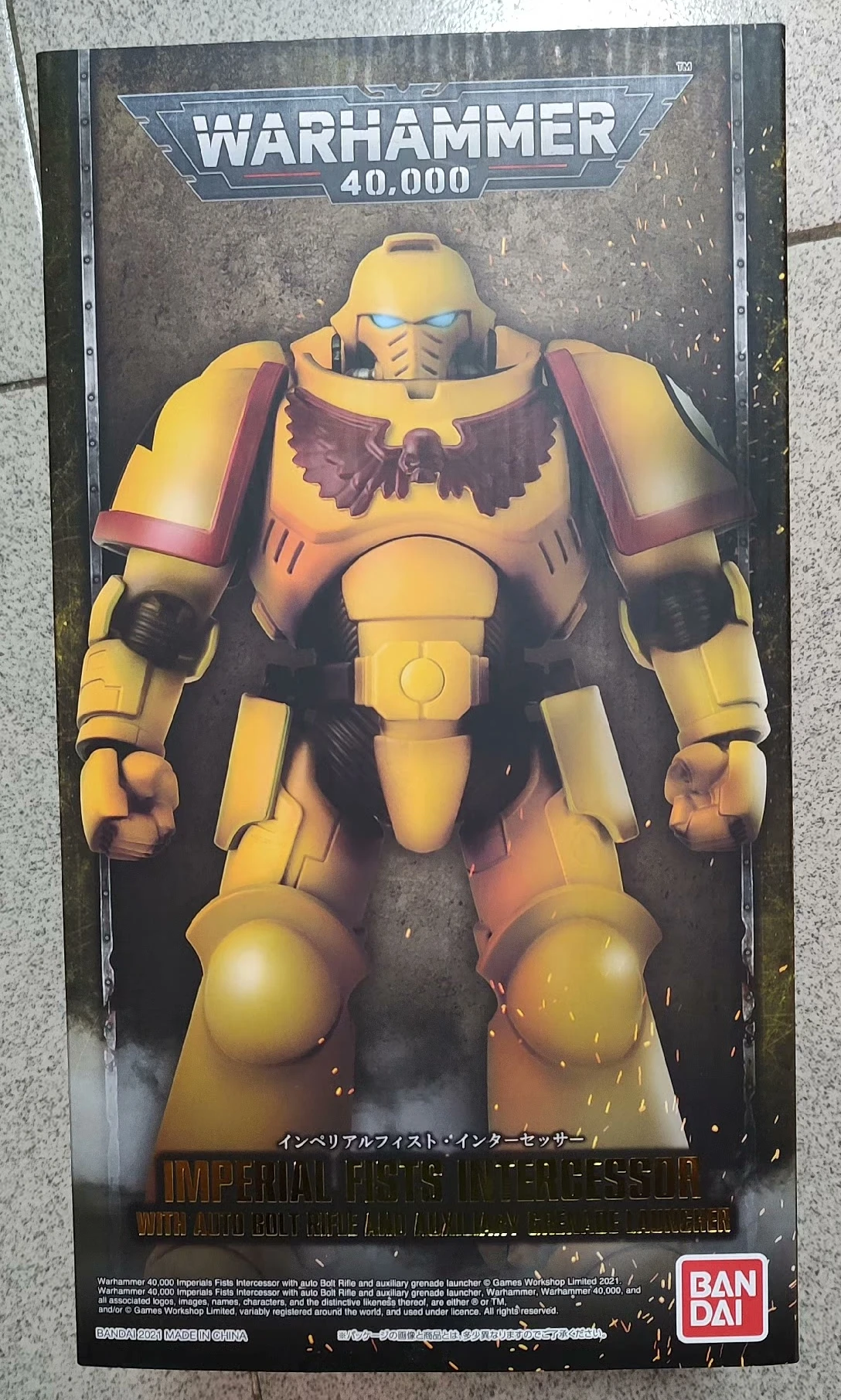 In Stock Original Bandai PB Limited Edition Warhammer40000 Space Marine Imperial Fist Astartes Movable Model Collection Ornament