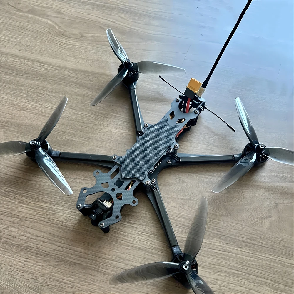 Drone de course FPV RTF avec moteur sans balais, cadre de contrôleur de vol longue portée, lunettes FPV, livraison de importateur, ensemble de bricolage, 7 pouces