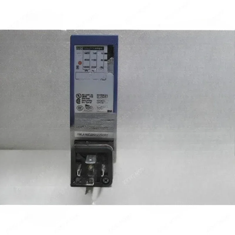 XMLA300D2C11 Schneider Pressure Sensor