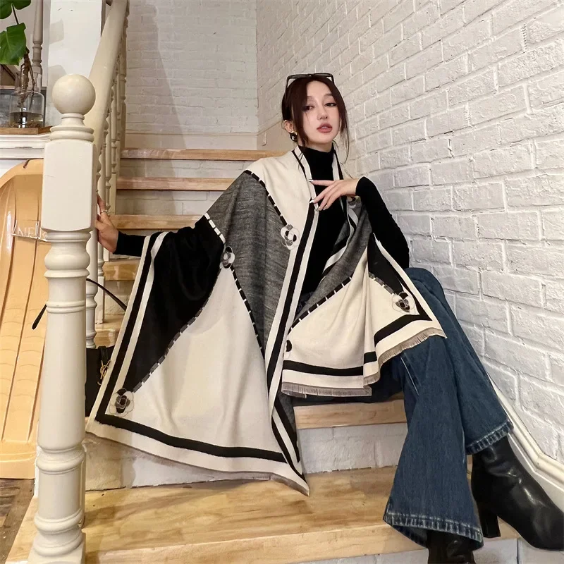 Imitation cashmere camellia color matching scarf women's winter high-end feeling new Korean version high-end feeling warm shawl