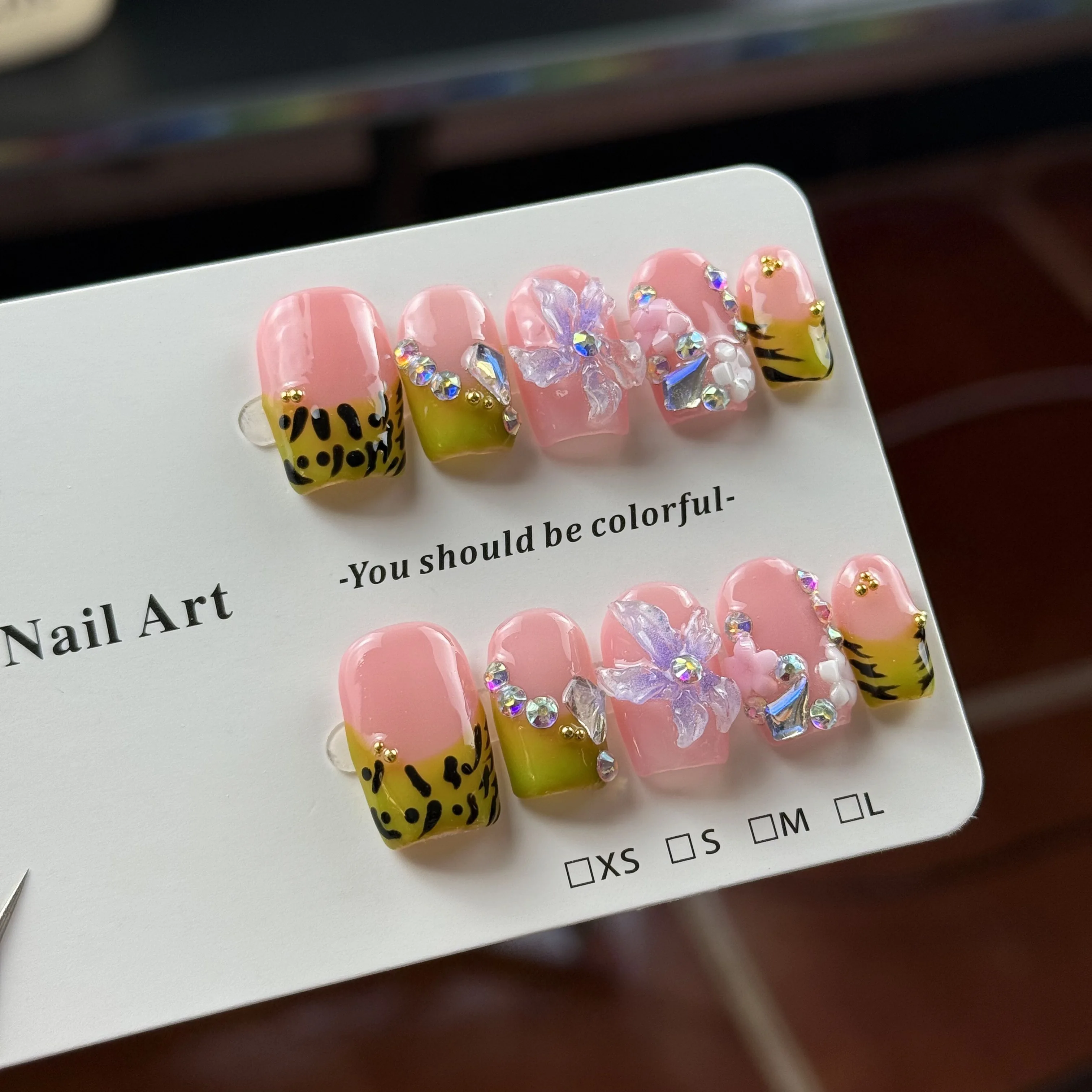 10 قطع من الطراز الحلو والرائع الراقية، طباعة الفهد الأخضر الكريمي، منحوتات ثلاثية الأبعاد مرسومة يدويًا، ألماس لامع