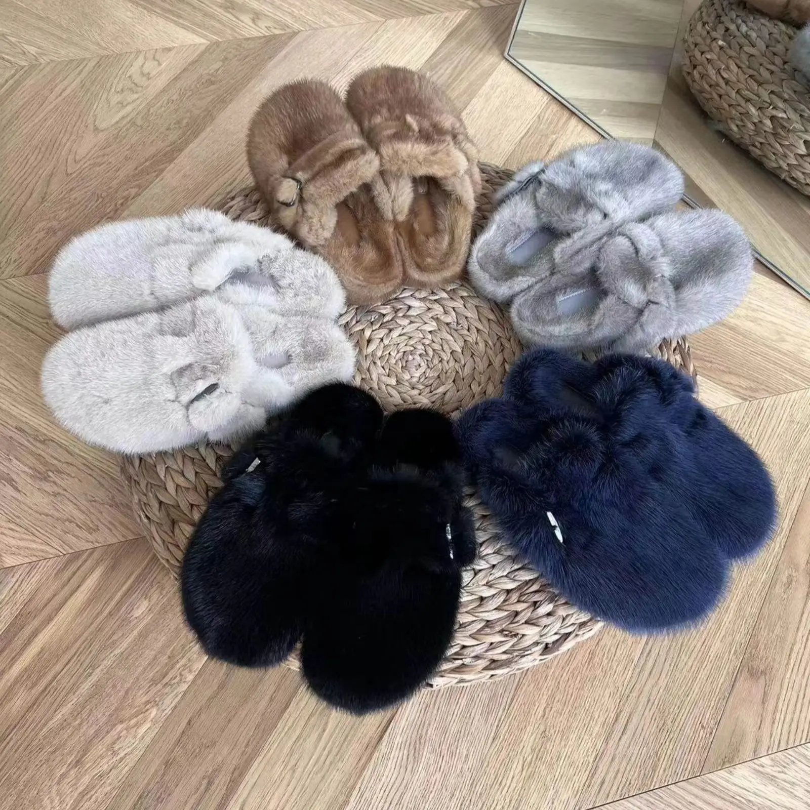 High End Genuine Mink Fur Clogs Designer Closed Toe Mink Fur Mules Premium Whole Mink Fur Clog Mules Luxury Mink Fur Slippers