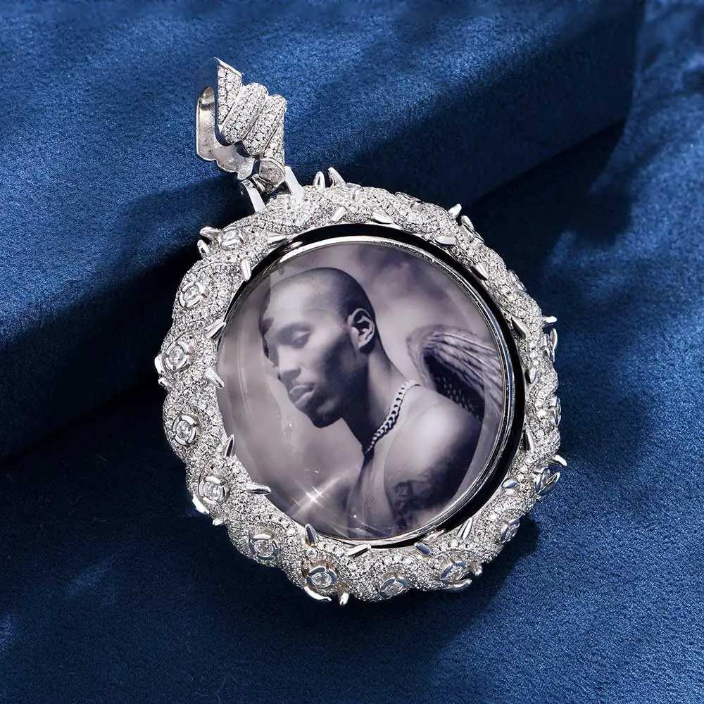 

HHIOK Custom Double Side Thorns Photo Necklace Rotating Circle Picture Pendant Chain Personalized Cubic Zirconia Hip Hop Jewelry