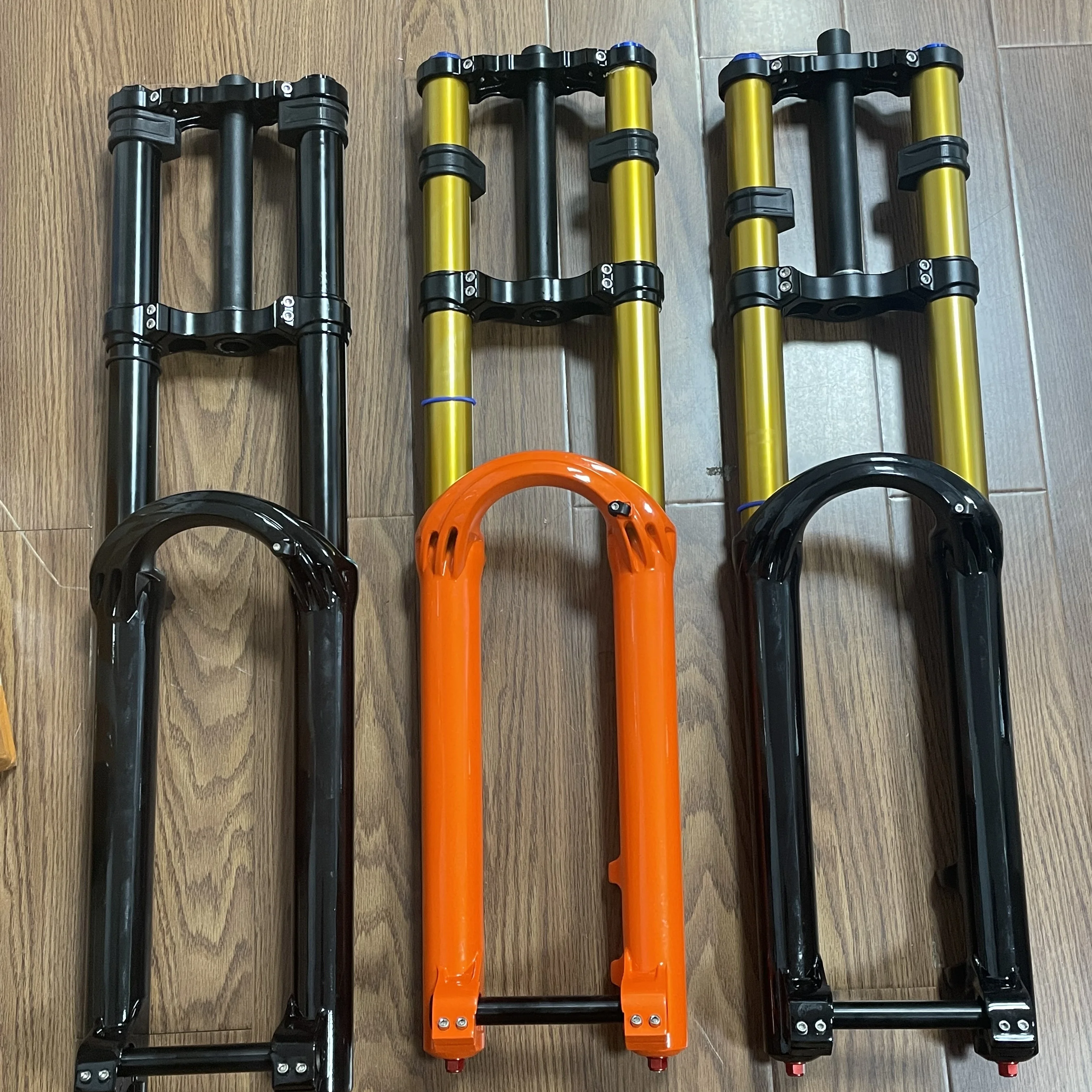 Suspension Front Fork Dirt Bike Double Crown Ebike Fork With Head Light Mounting Feature for    Bike