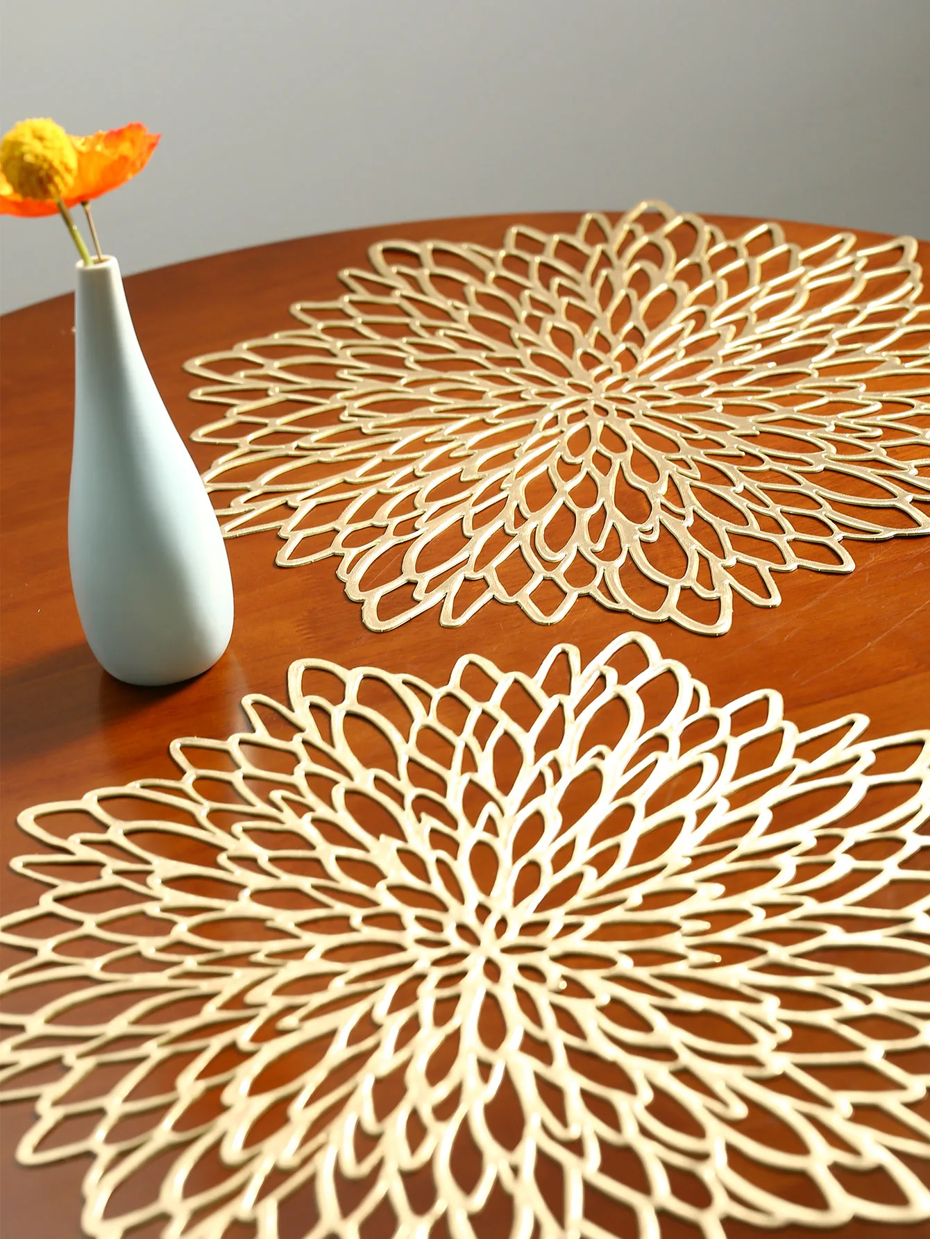 1pc Hibiscus Flower Placemats,15 Inch Flower Hollow Out Placemats For Dinning Table, Wedding, Restaurant, Home Decoration