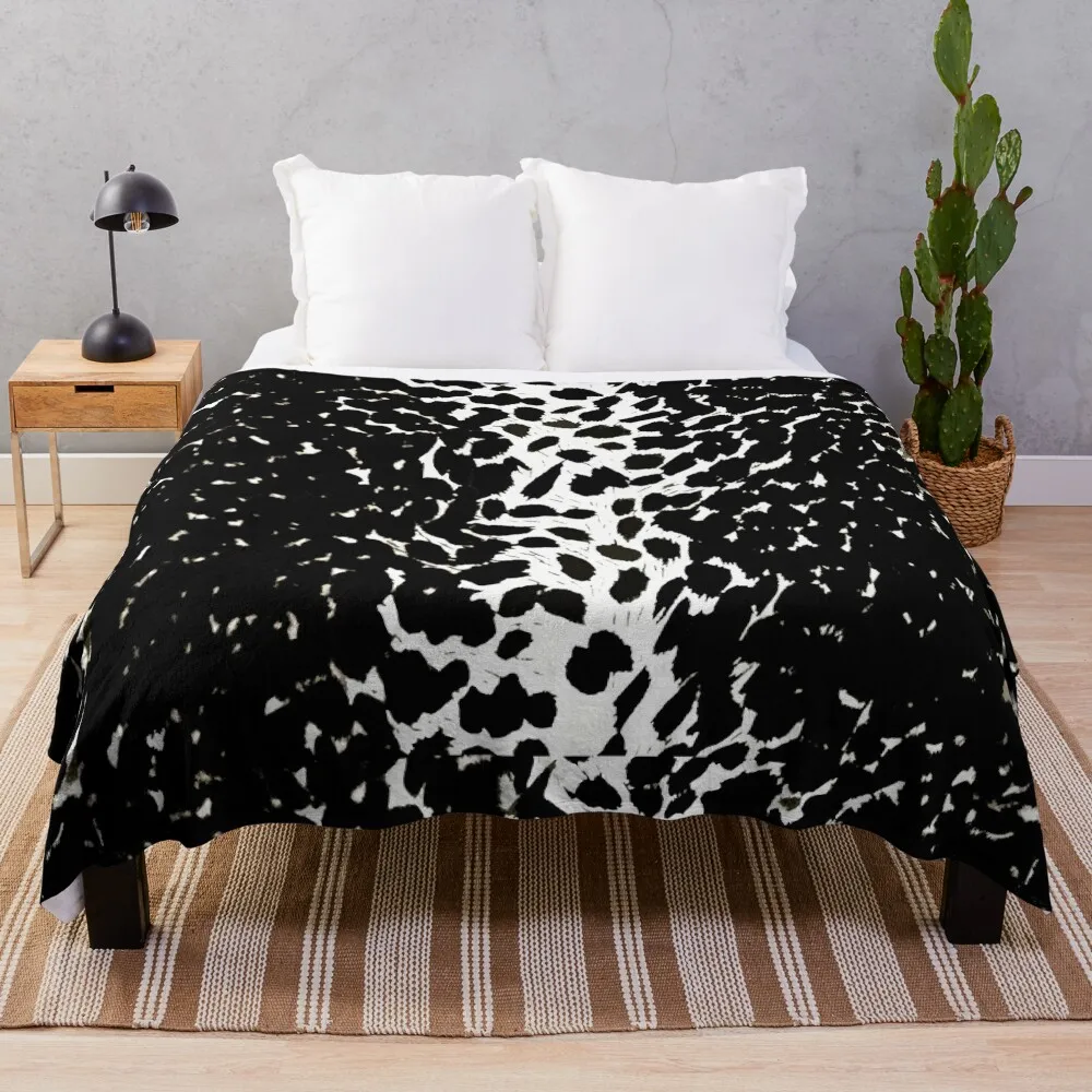 Animal Print Cheetah Black and White Throw Blanket Fashion Sofa Blankets cosplay anime Kid'S Blanket Custom Blanket